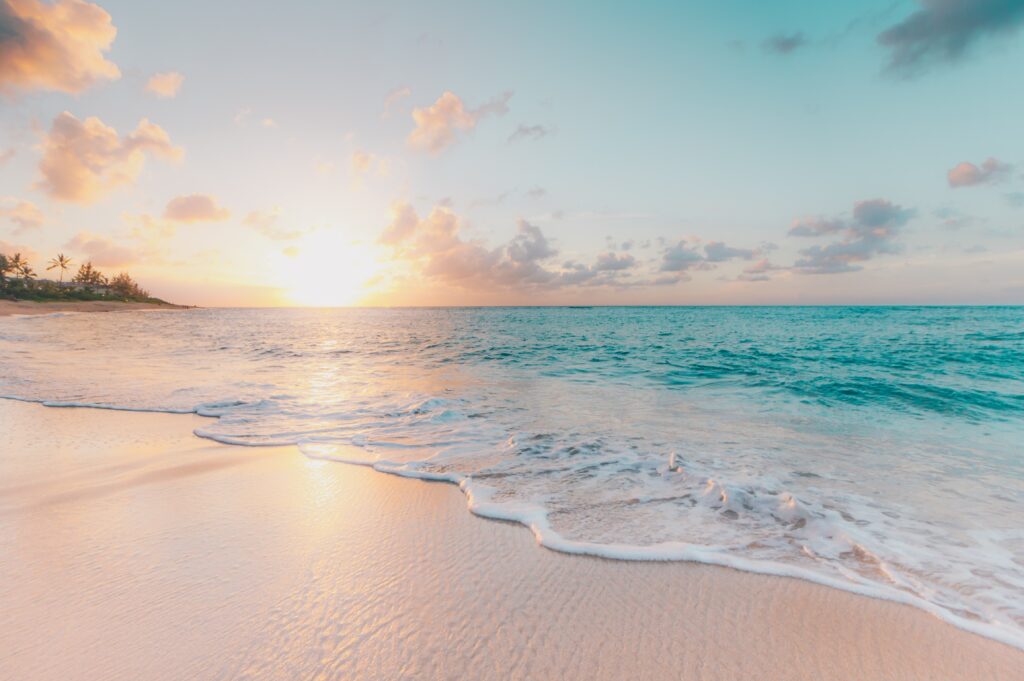 Are There Cruise And Sleep Hotels In Coco Beach